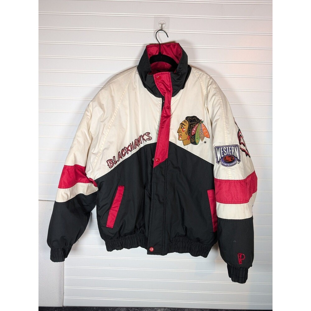 Vintage 90s Chicago Blackhawks Pro Player Puffer Jacket Mens M Heavy Spellout